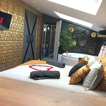 Playroom Et Nuit Insolite Sainte-Eulalie (Gironde)