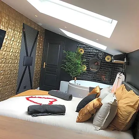 Playroom Et Nuit Insolite *